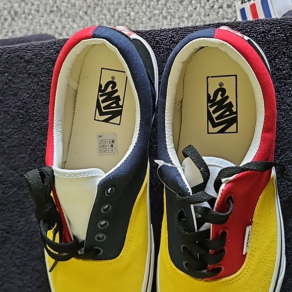 NWOT VANS COLOR BLOCK SNEAKERS - Picture 4 of 9